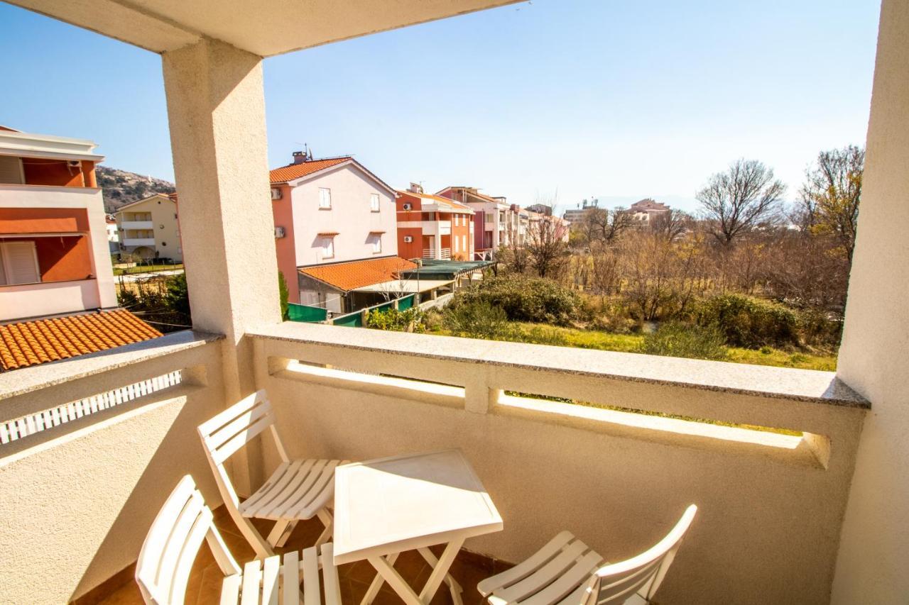 Apartment Damir With Balcony In Quiet Area Baska  Exterior photo